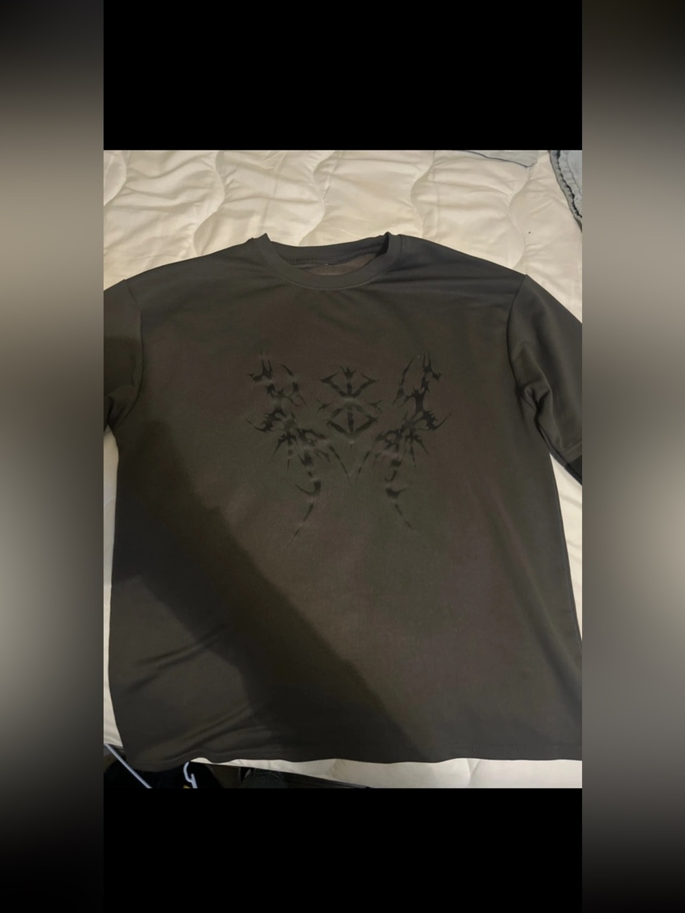 Men's Black Crewneck Graphic Shirt